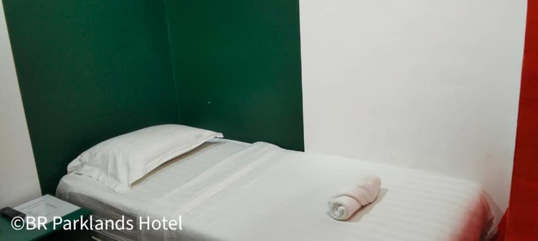 Br Parklands Hotel Klang Extérieur photo